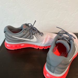 Nike Air Max Women’s size 11.5, pink and grey